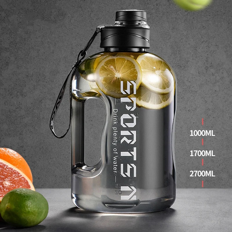 Garrafas de água isoladas fitness de 2,7/1,7L para academia, viagens e caminhadas.